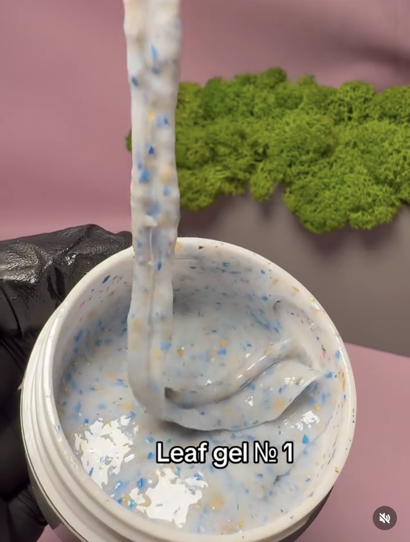 Гель з часточками поталі , Leaf gel № 1