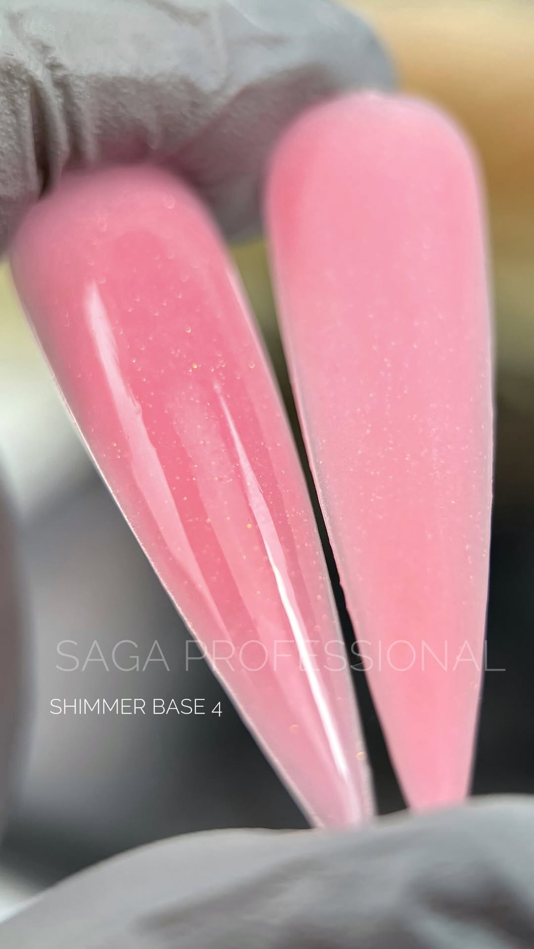 База Saga Shimmer Base № 4 ,15 мл