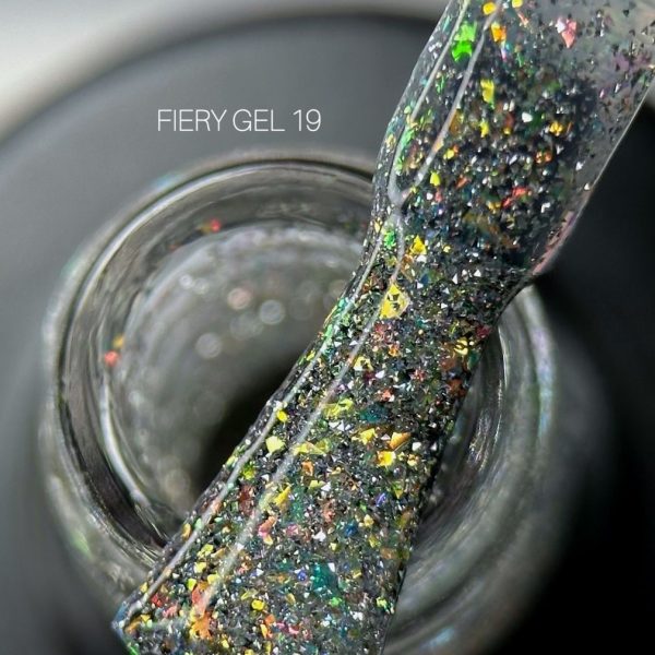 Saga Professional Світловідбивний гель лак Fiery gel №19