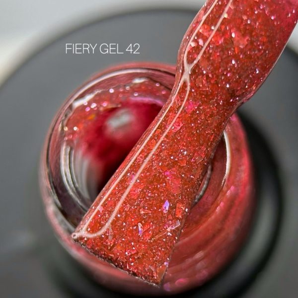 Saga Professional Світловідбивний гель лак Fiery gel №42