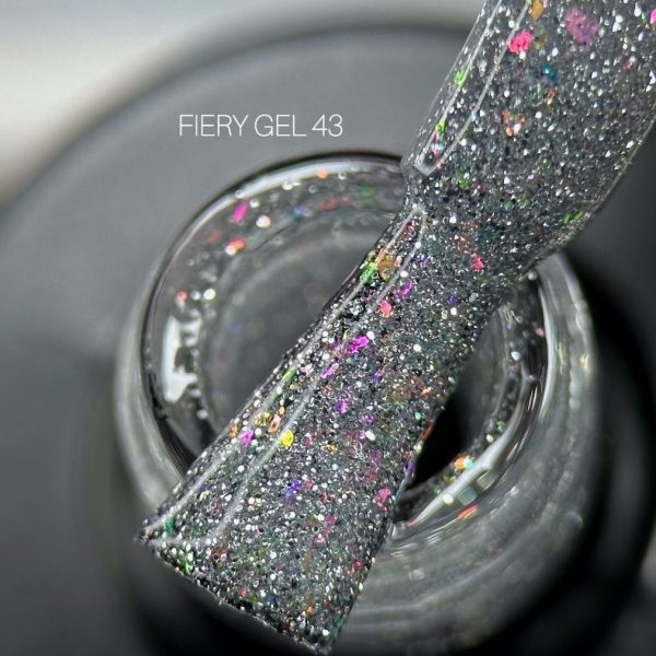 Saga Professional Світловідбивний гель лак Fiery gel №43